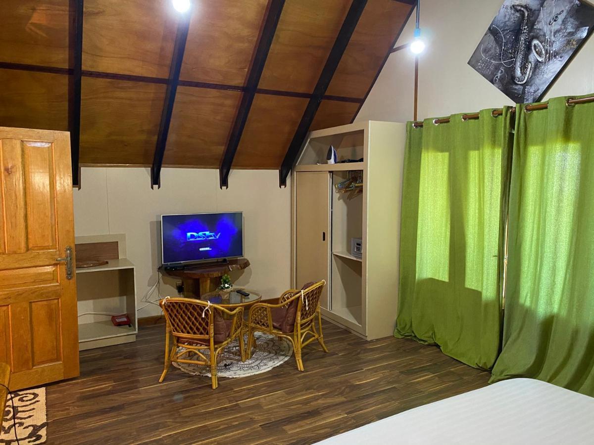 Mouggae Blues Villas Beau Vallon  Dış mekan fotoğraf